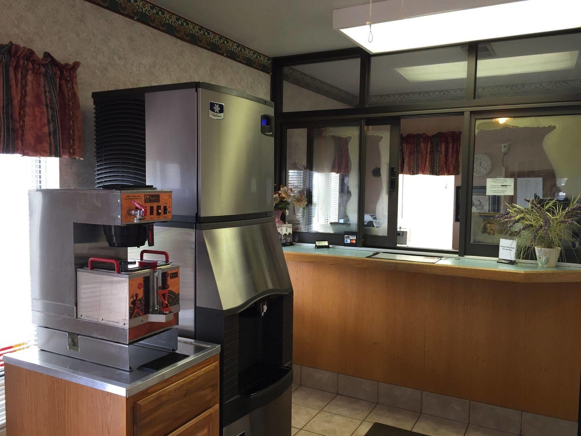 Motel 6 Wichita Ks South I35 Bagian luar foto